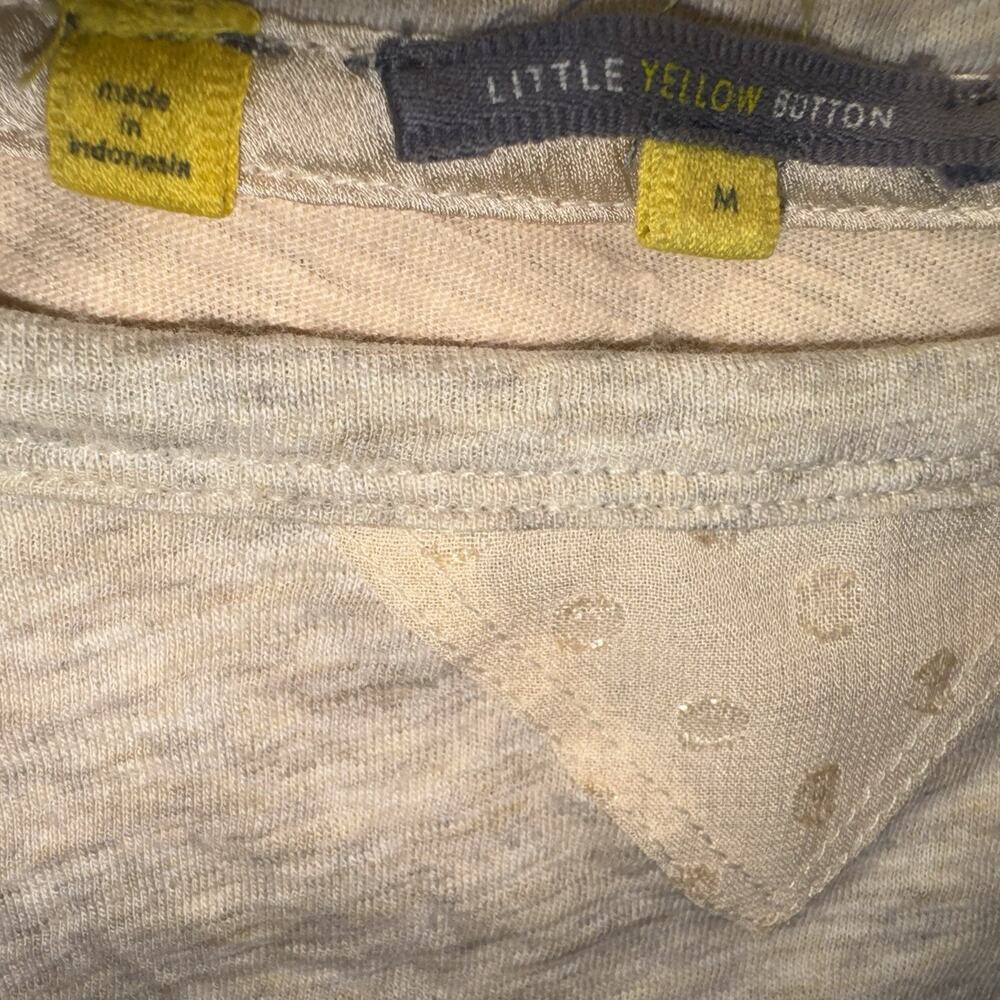 Little Yellow Button Anthropologie Women’s Medium Long Sleeve Top Flow Boho - Picture 3 of 7